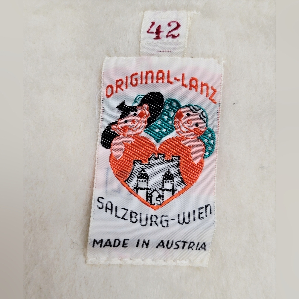 Vintage (60s) Lanz Of Salzberg Cream and Green Women's Cardigan Sweater | Size M - Picture 4 of 4